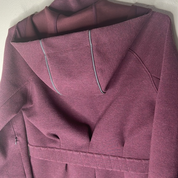 LULULEMON Burgundy Hooded Full Zip Jacket Size 4 - Picture 8 of 16